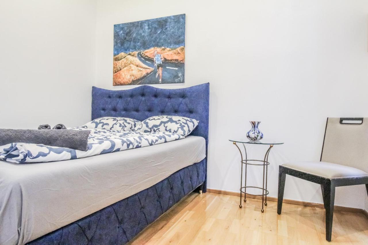 Deluxe Apartment 5P Mm Viyana Dış mekan fotoğraf
